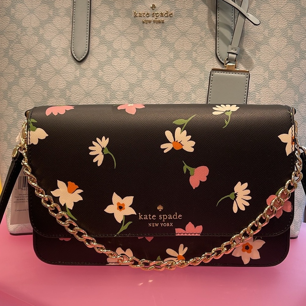 Kate Spade Madison Floral Waltz Flap Convertible Crossbody
Black Multi
NWT - Picture 4 of 16